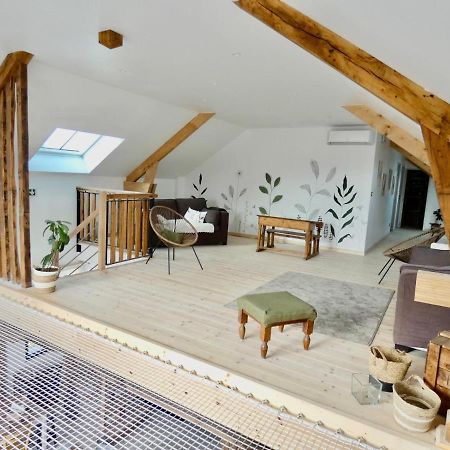 Le Nichoir Hotel Lion-en-Sullias ภายนอก รูปภาพ
