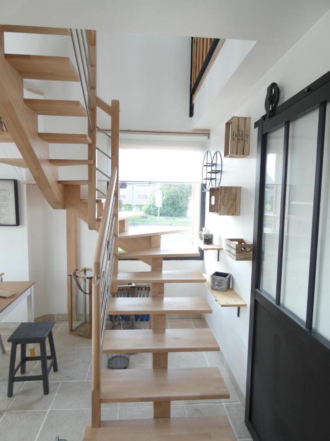 Le Nichoir Hotel Lion-en-Sullias ภายนอก รูปภาพ